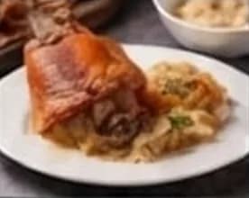 Haxen mit Sauerkraut